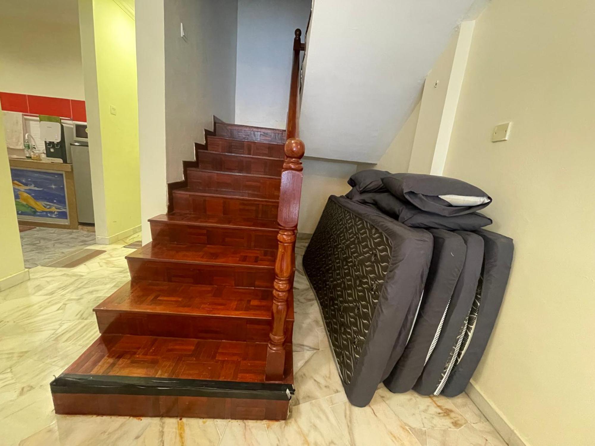 Apartment 12pax Seaside 3r3b,wifi,beach,pool,bbq Port Dickson